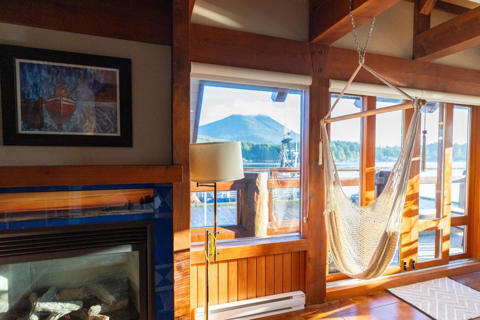 Waterfront Condo In Ucluelet Εξωτερικό φωτογραφία