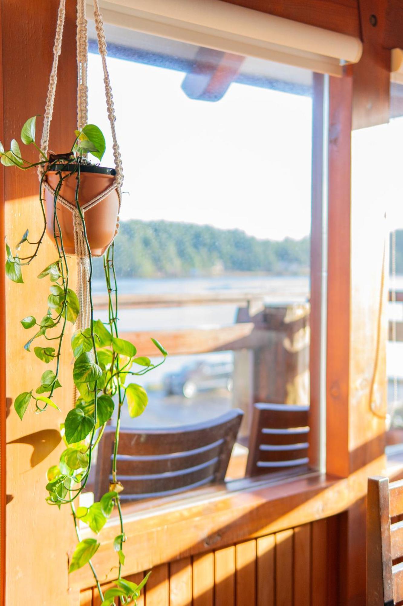 Waterfront Condo In Ucluelet Εξωτερικό φωτογραφία