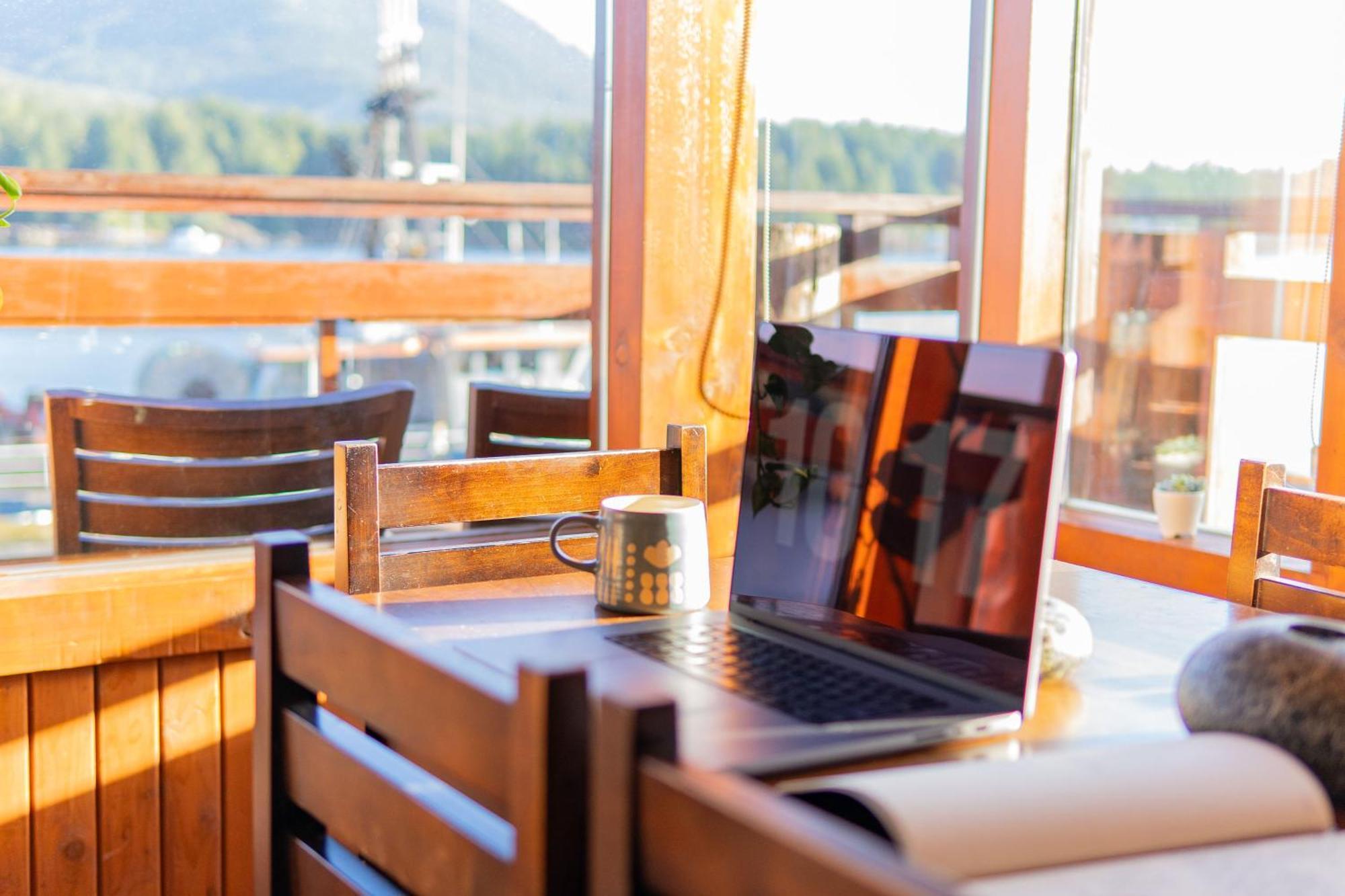 Waterfront Condo In Ucluelet Εξωτερικό φωτογραφία