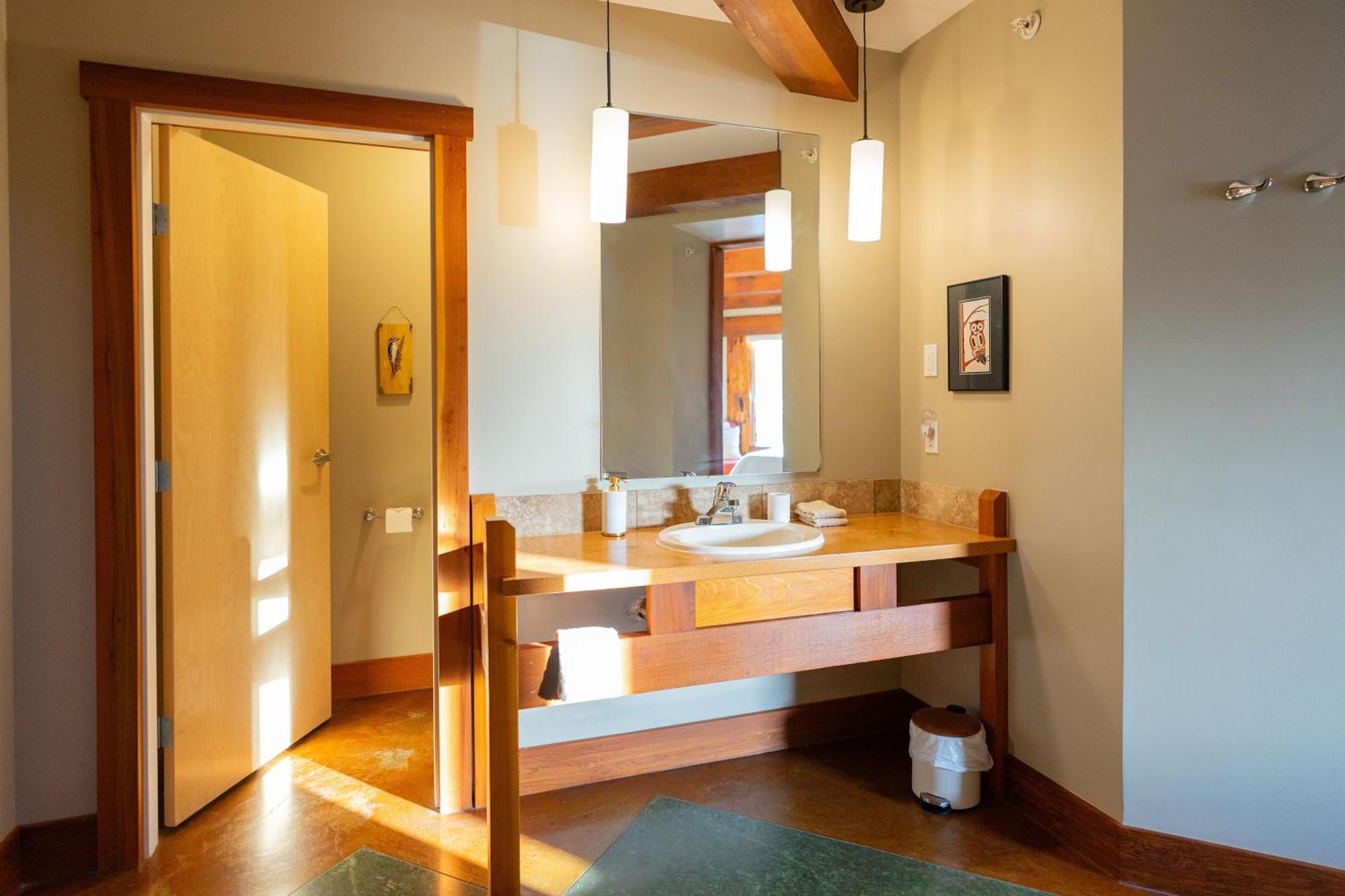 Waterfront Condo In Ucluelet Εξωτερικό φωτογραφία